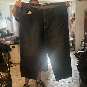 Lee premium loose fit